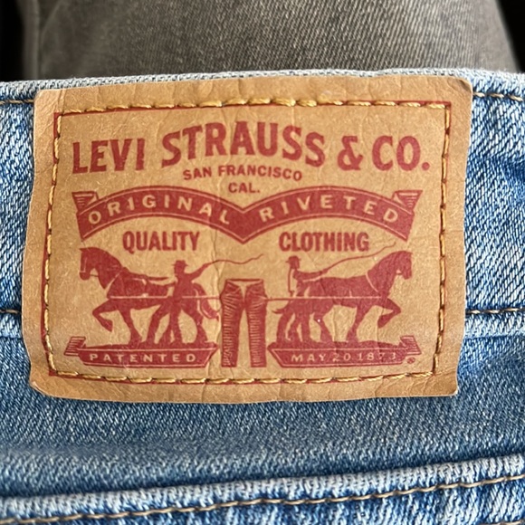 Levi’s 721 high rise skinny jeans - Picture 6 of 6